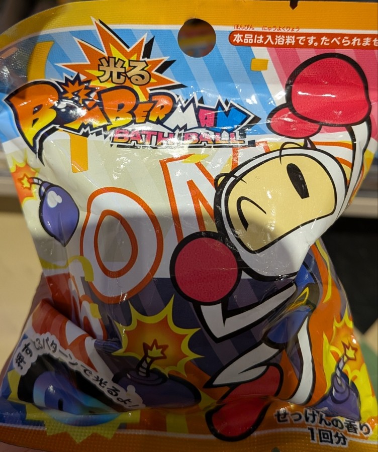 ボンバーガール 装飾 2024年8月1日（木）よりSHIBUYA TSUTAYA 6階IP書店にてコナミ